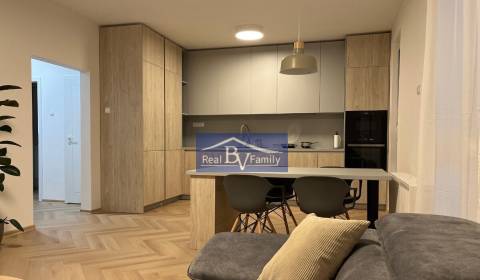 PRENAJATÉ - PRENÁJOM, NÁBR. GEN. L. SVOB., STARÉ MESTO - 2 IZBOVÝ BYT