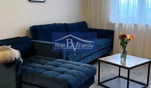 PRENAJATÉ - PRENÁJOM, TUPÉHO, NOVÉ MESTO - 2 IZBOVÝ BYT