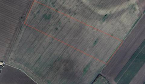 – investícia do budúcna – orná pôda 2,54 ha, Most pri BA