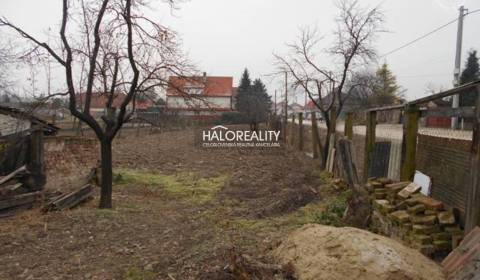 Predaj, pozemok pre rodinný dom 407 m2 Vlčany - ZNÍŽ...