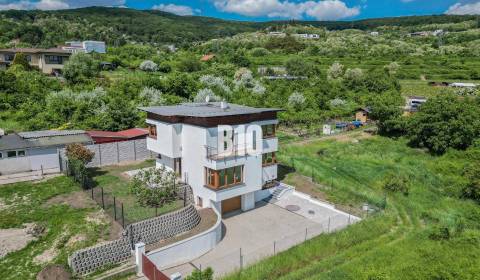 NADŠTANDARDNÝ 5i RD s možnosťou dokončenia do ŠTANDARDU  - CENTRUM aj 