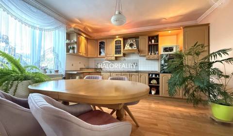 Predaj, rodinný dom Pečeňany - EXKLUZÍVNE HALO REALITY