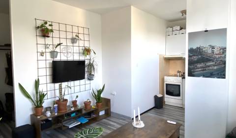 2-izbový byt s balkónom, Martin - Jahodníky - REZERVOVANÉ