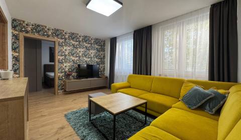 PRENÁJOM, 3 izbový byt na Laboreckej, sídlisko III, Humenné