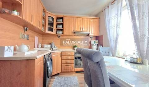 Predaj, dvojizbový byt Handlová, 29. augusta - EXKLU...