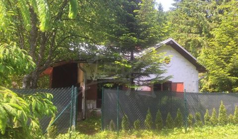 Netypická rekreačná chalupa na samote, pri cyklochodníku Korytnička vh