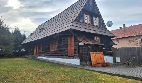 7-izbová drevenica s pekným pozemkom