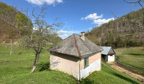 Exkluzívne: Dom pri potoku v horskej dedinke Utekáč-Drahová