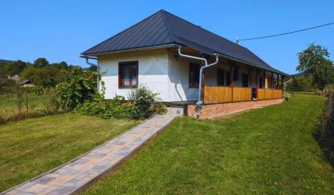 Nádherná chalupa v obci Ulič - Národný park Poloniny