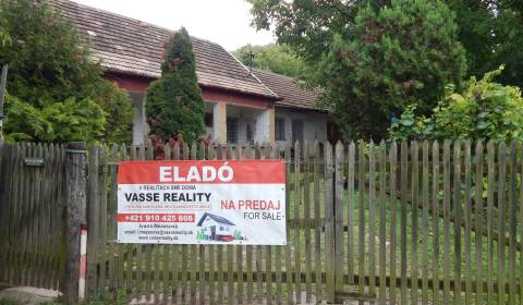 Na predaj 3 izbový vidiecky dom, vhodný aj ako chalupa v Dubníku .