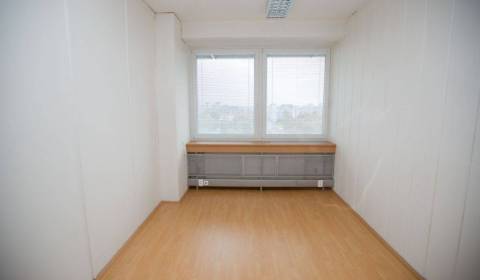 Prenájom kancelária 12,5m2 - Drieňová ulica, Ružinov