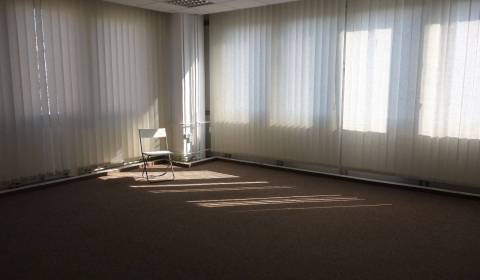 Kancelárske priestory 120 m2, Bratislava-Ružinov, Tomášikova, internet