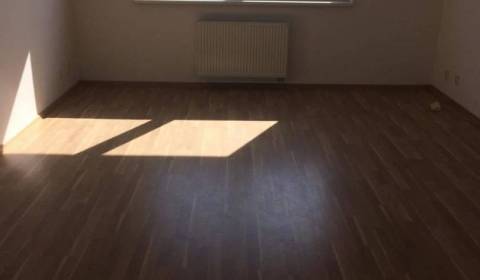 Novozrekonštruované kancelárie v Podunajských Biskupiciach