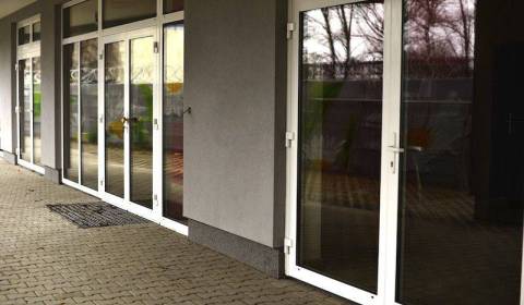 Prenájom kancelárií so skladom 248,45m2, Petržalka