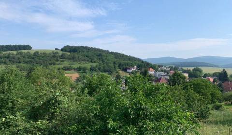 Na predaj dvojgeneračný 6 i RD vo V. Kršteňanoch