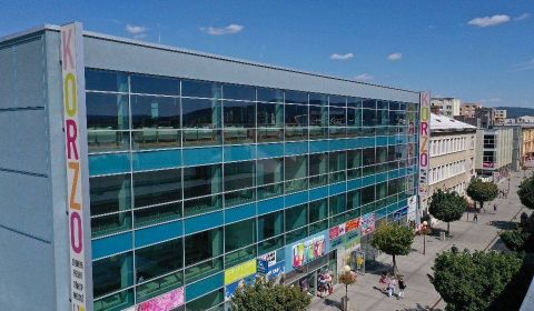Obchodné priestor na PRENAJOM CENTRUM Topoľčany