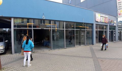 Priestor do prenájmu v centre Topoľčian