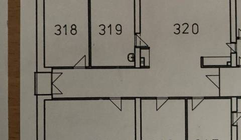 Kancelária 144m2, Za kasárňou, parkovanie