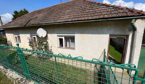 Rodinný dom Krnča v spoločnom dvore