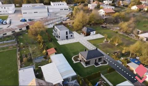 3 Stavebné  pozemky Topoľčany