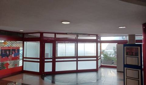 Obchodný priestor 16,33m2, Grand House, Záhradnícka 95, Ružinov