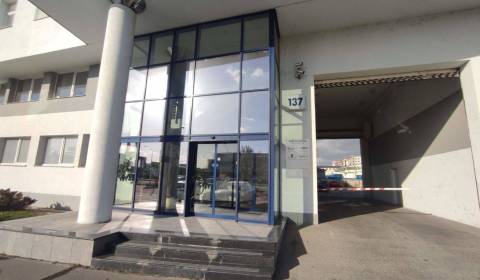 Administratívne priestory od 17m2, Vajnorská ul., Nové Mesto