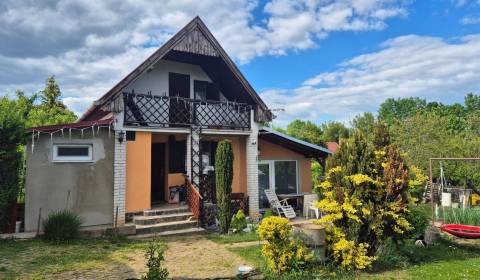 Chata na predaj - osada Priateľstvo, Tovarníky