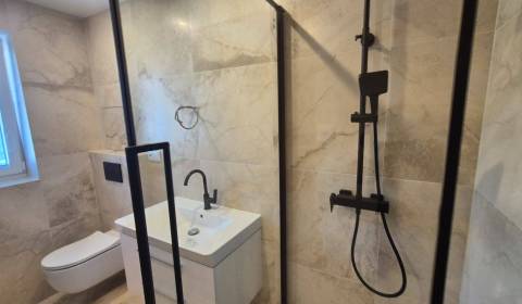 Predaj 2izbový byt Topoľčany - centrum - kompletná rekonštrukcia