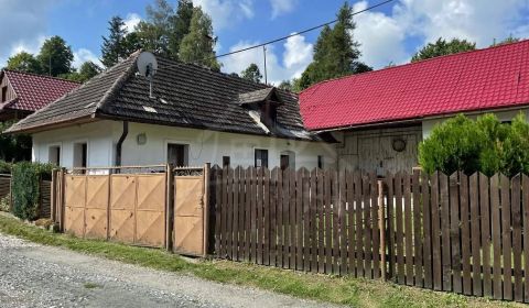Chalupa na rekonštrukciu v horskej obci Úhorná