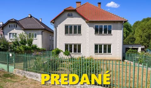 PREDANÉ - Rodinný dom s veľkým potenciálom, Šurice