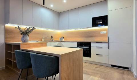 REZERVOVANE: 2-izb. byt, Košice-Staré Mesto, L. Novomeského