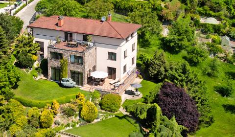 Predaj unikátneho rodinného sídla na Bôriku, Údolná, Staré Mesto, BA I