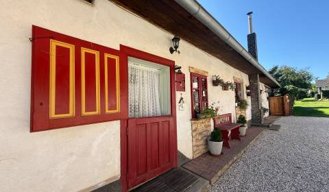 PREDAJ - RODINNÝ DOM - CHALUPA - JEDĽOVÉ KOSTOĽANY