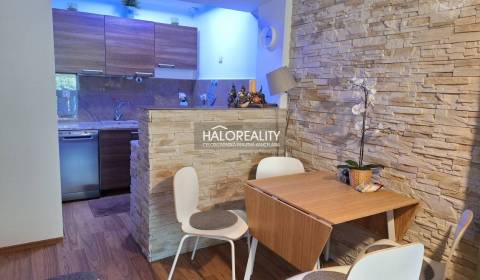 Predaj, dvojizbový byt Donovaly, s parkovacím miesto...