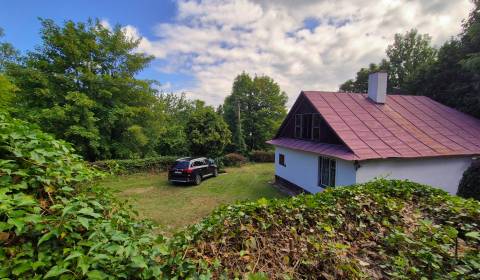 Domček priamo pod Novým Zámkom