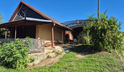 Pivničná chata v známej vinohradníckej oblasti 