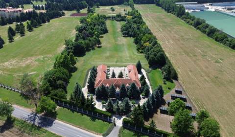 Exkluzívna honosná kúria | 14-ha pozemok | Dunakiliti - HU