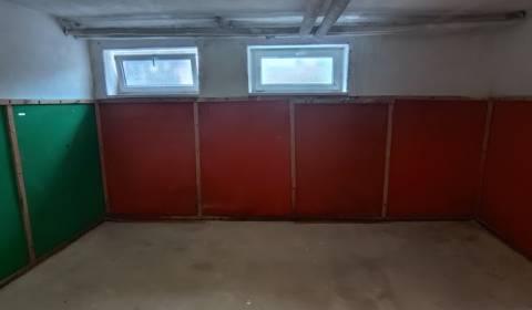 Na prenájom priestor 23 m² – Nitra, Chrenová