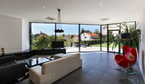 PREDAJ exkluzívny, moderný rodinný dom, Nitra - Zobor