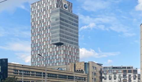 Súkromný kancelársky priestor pre 1 osoby v oblasti Regus CBC Center