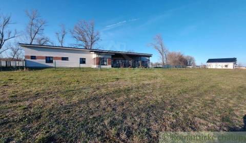 Exkluzívna usadlosť na bývanie, podnikanie, farmu, alebo ako investíci