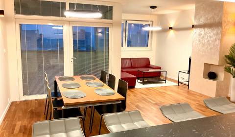 Prenájom luxusného 3-izbového bytu s terasou na Kramároch