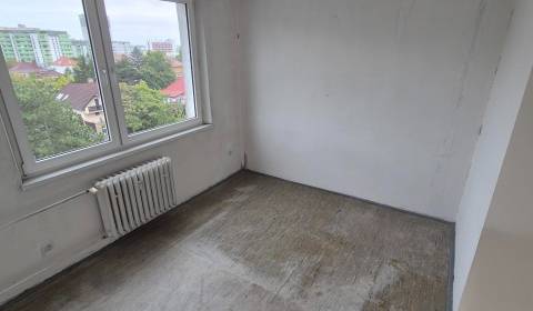 Predáme 2,5 izb byt na Mudrochovej ulici