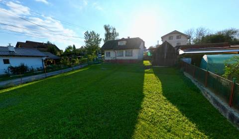 REZERVOVANÉ - EXKLUZÍVNE Rodinný dom, Hôrky 