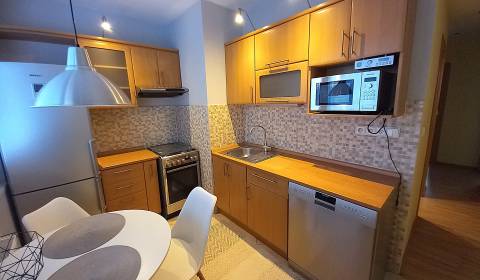 Rezervované: 3 izbový byt s balkónom Trnava- Nerudova