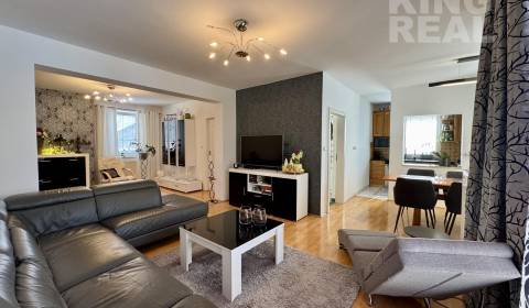 Rodinný dom Šurany - Nitriansky Hrádok s veľkým pozemkom!