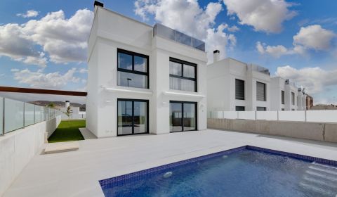 Dokončená novostavba, Vila El Campello 243m2, 647m2, 