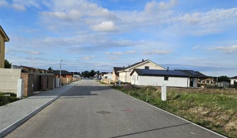 Na predaj ideálny stavebný pozemok Bernolákovo 662m2