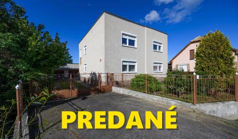 PREDANÉ !! 6-izbový priestranný rodinný dom – Radzovce