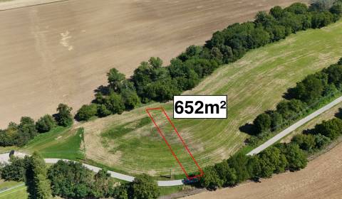 Nová Ves nad Váhom – Pôda v 1/1 pri ihrisku